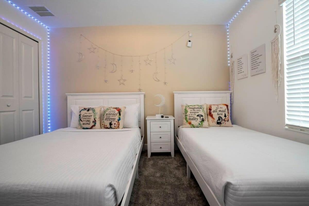 Gorgeous 4 Bedroom W Screened Pool Close To Disney 2653 Kissimmee Ngoại thất bức ảnh