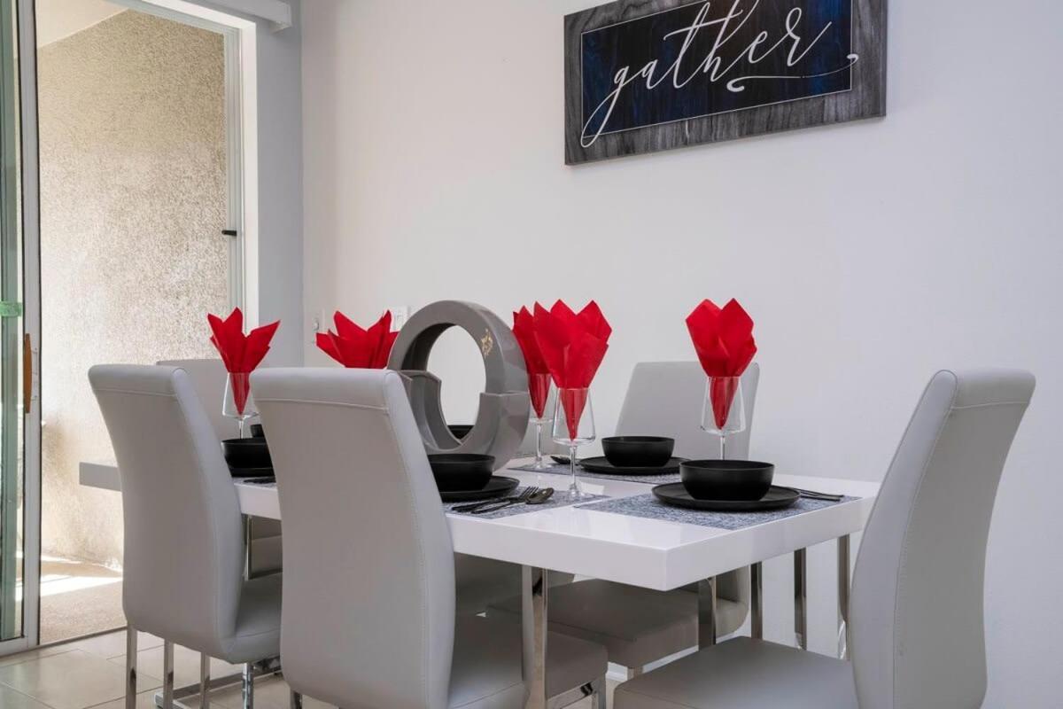 Gorgeous 4 Bedroom W Screened Pool Close To Disney 2653 Kissimmee Ngoại thất bức ảnh